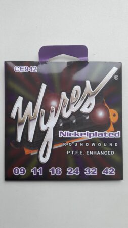 Wyres mCE 942